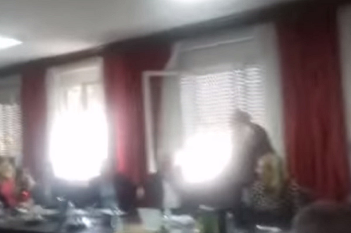 VIDEO Pogledajte kako je Kerum napao vijećnika: "Jeba ti pas mater smrdljivu, majmune"