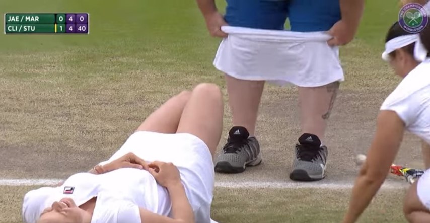 VIDEO Legendarna tenisačica genijalno se osvetila navijaču koji se derao na nju s tribina