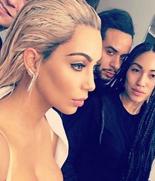 FOTO Već mu je dosadila: Kim ispadale grudi na sve strane, a Kanye je nije ni pogledao