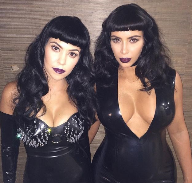 Sestre Kardashian u vamp izdanju i borbi dekolteima