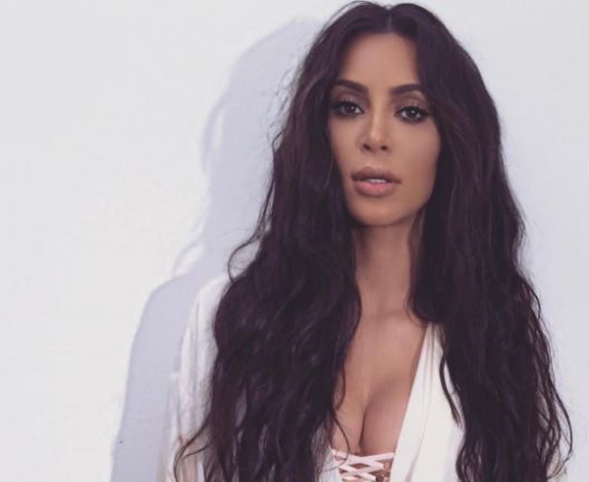 FOTO Nakon što su neretuširane fotke zgrozile svijet, Kim Kardashian ponosno pokazala guzu