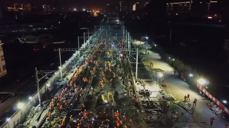 VIDEO Kineski radnici izgradili željezničku postaju u samo 9 sati