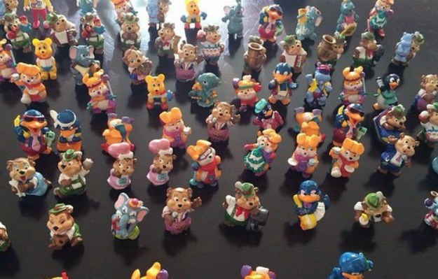 Dejan Lovren pohvalio se impresivnom kolekcijom igračaka iz Kinder jaja