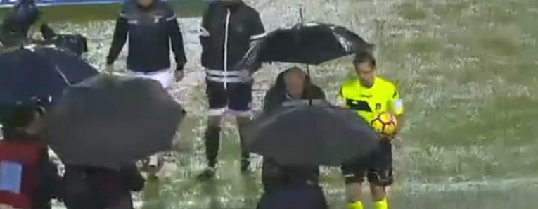 BAZEN NA OLIMPICU Zbog nevremena i obilne kiše odgođena utakmica u Rimu