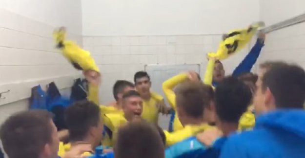 VIDEO Dinamovi klinci razbili Hajduk u Splitu pa bučno proslavili pobjedu