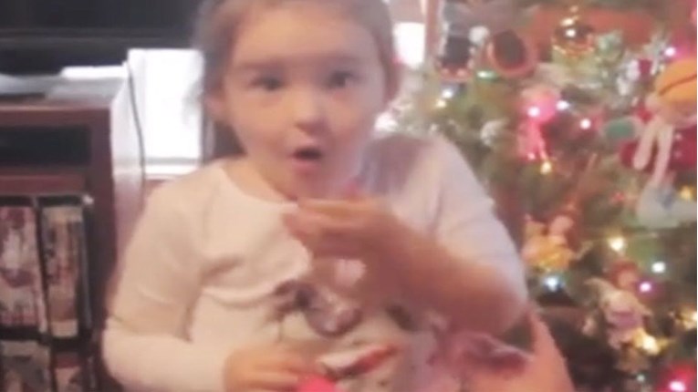 VIDEO Ova djevojčica se nije nadala ovakvom poklonu za Božić