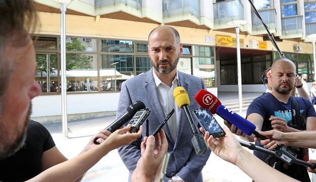 SDP optužio tehničku Vladu za kadroviranje u diplomaciji: "Neprimjereno i neodgovorno"