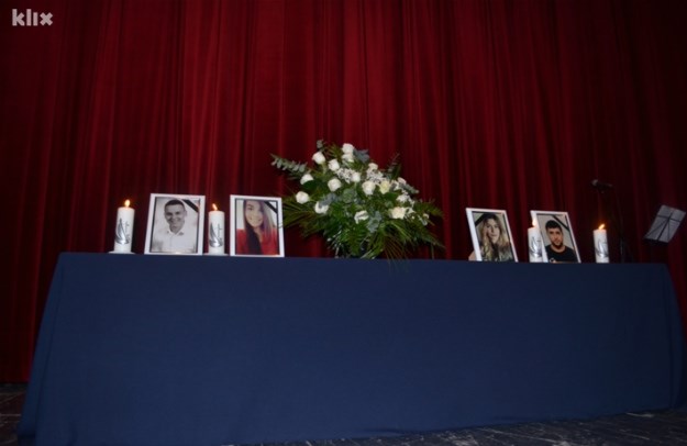 Vinkovci: Zbog tragične pogibije studenata, u utorak Dan žalosti u županiji
