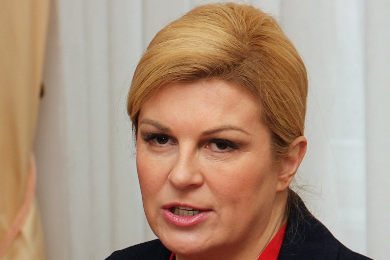 Kolinda našla novog krivca za demografski slom - zatvaranje pošta