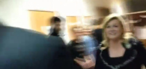 Studentica Kolinda se i službeno upisala na doktorat, u prolazu pozdravila studente