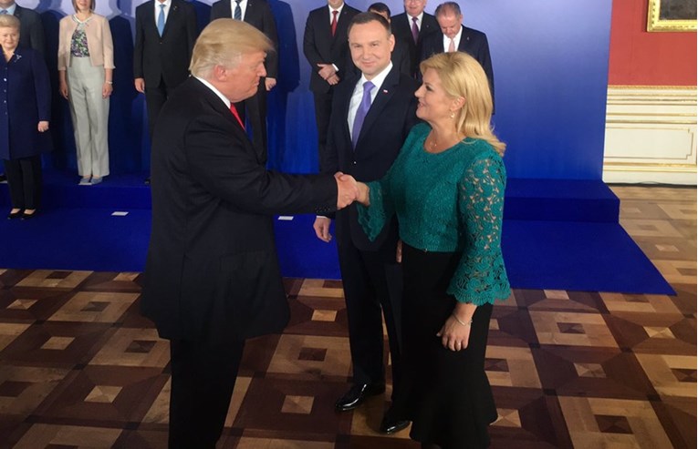 FOTO Kolinda se htjela pohvaliti fotkom s Trumpom pa se osramotila