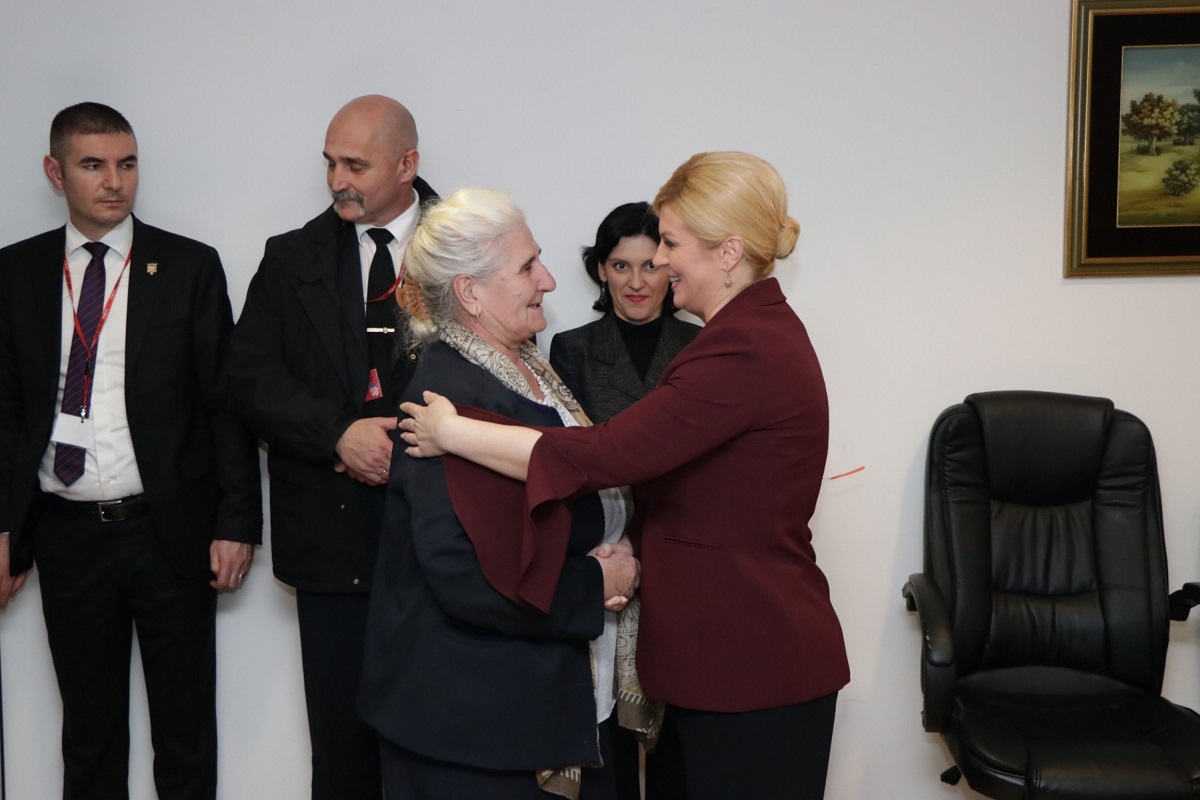 Majke Srebrenice oprostile Kolindi: "Ona je i dalje kraljica, bez obzira na sve"