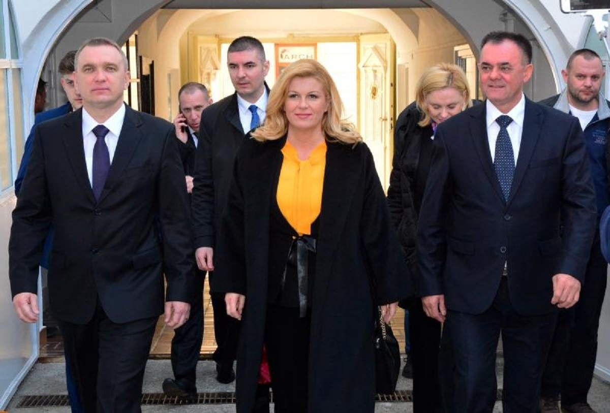 Kolinda otvorila privremeni ured u Požegi