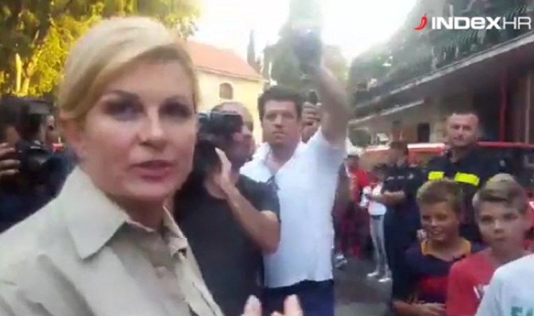 VIDEO Žena iz Žrnovnice Kolindu pitala srami li se, pogledajte bahatu reakciju predsjednice