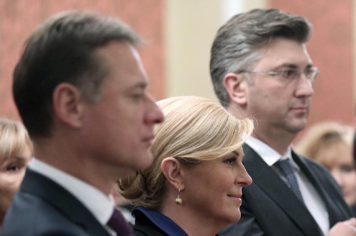 U tijeku je sastanak Kolinde, Plenkovića i Njonje, pričaju o Vučiću i borbenim avionima