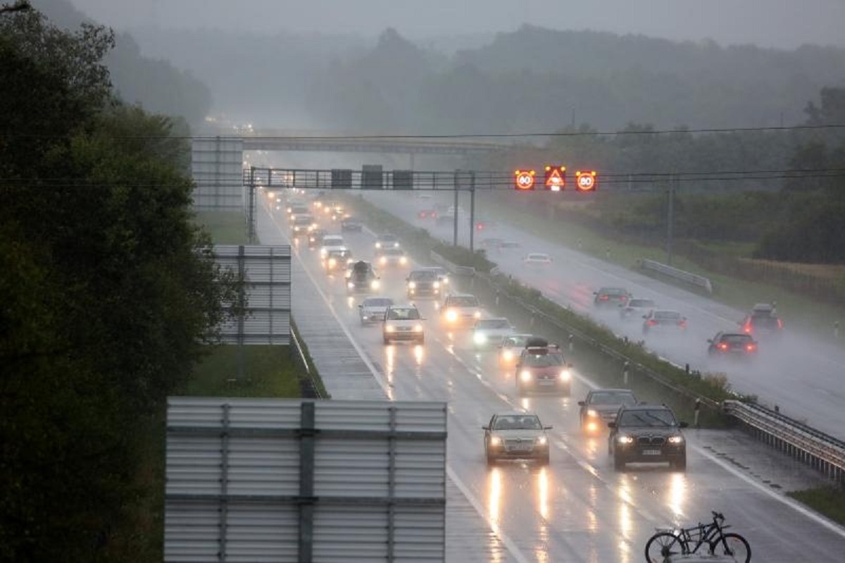 KAOS NA CESTAMA Na Lučkom kolona od 6 kilometara