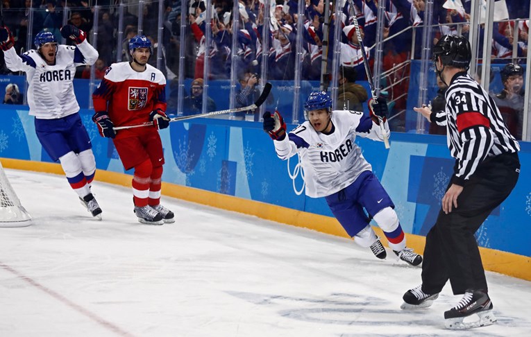 Hokejaši Južne Koreje namučili Češku, favoriti slavili