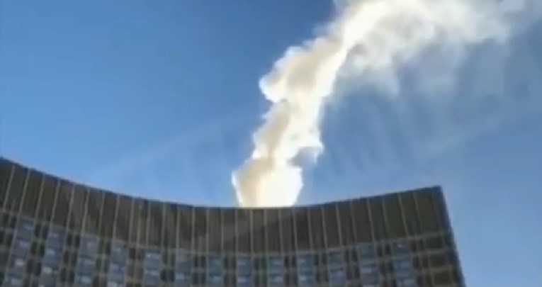 VIDEO Požar u poznatom hotelu u Moskvi, gosti evakuirani