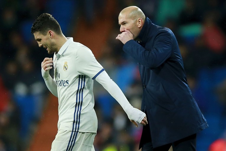 KRIZNI SASTANAK U REALU Igrači pitali Zidanea zašto je Modrić bio na klupi