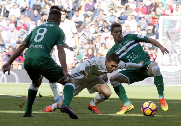 Real tricom pobjegao Barceloni na pet bodova: Bale igrač odluke, Kovačić odličan, ovacije za povratnika Modrića