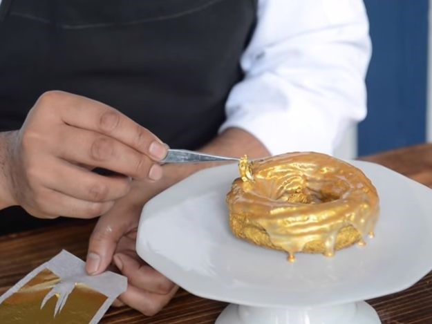 Restoran prodaje krafne za 700 kuna, pogledajte što je u njima