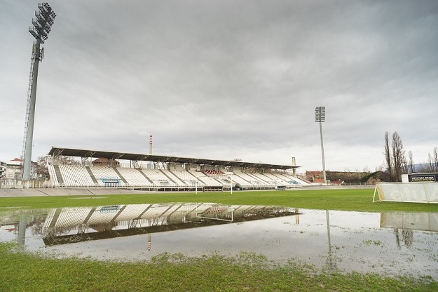 ŠIMIĆ I TROJKA PITAJU HNS "Gdje je nestao UEFA-in novac za hrvatske stadione?"