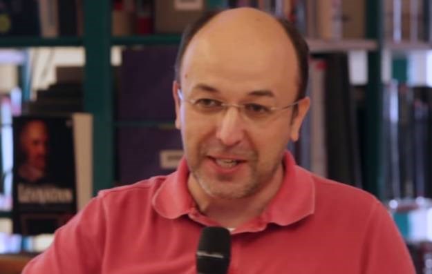 Nazvali smo Macana kako bismo provjerili je li ga HDZ angažirao za kampanju, evo što nam je rekao