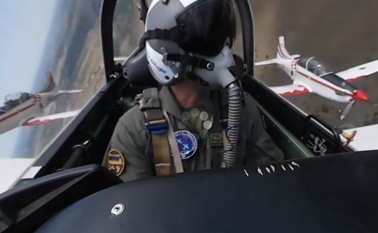 360 VIDEO Pogledajte kako izgleda trening Krila Oluje - iz pilotske kabine