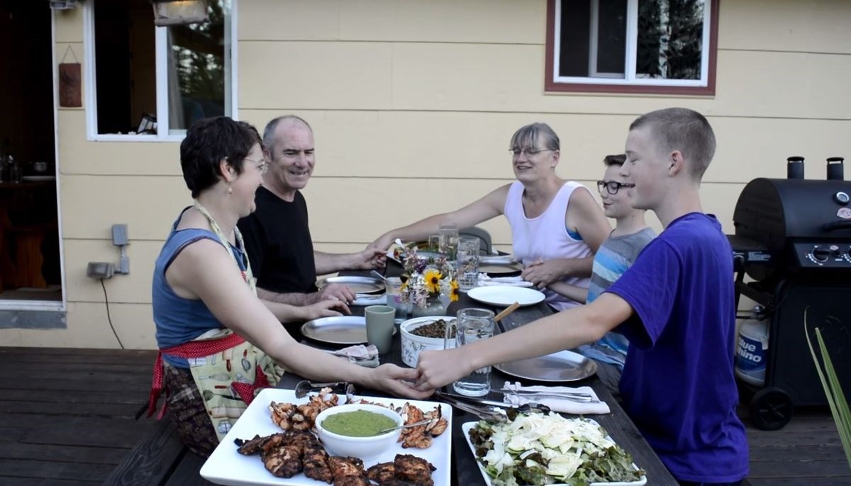 VIDEO "Moj muž je postao žena, sad živimo zajedno s mojim novim dečkom"