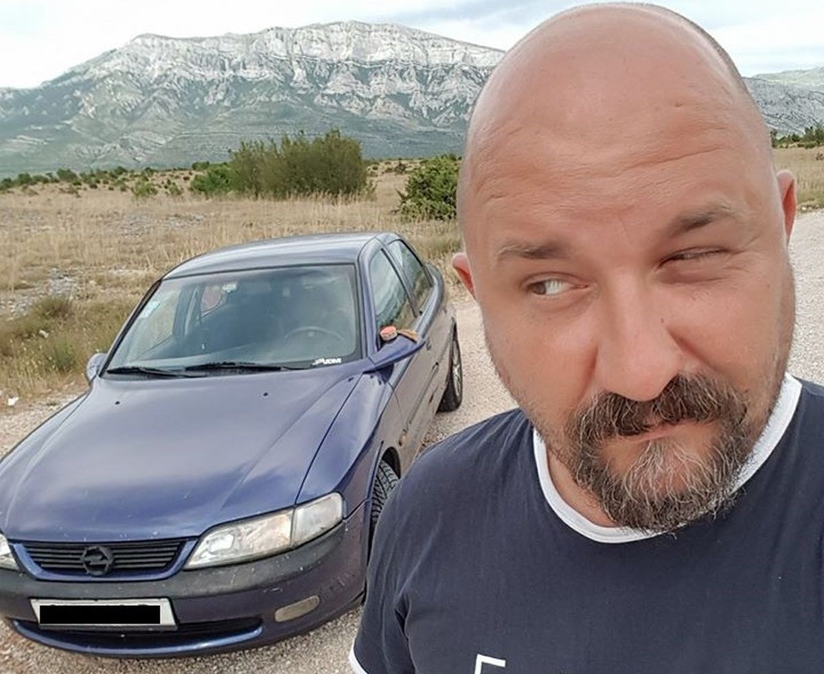 Bloger Krule o današnjim muškarcima: Žena kad s takvim legne u krevet, kao da je legla s lignjom