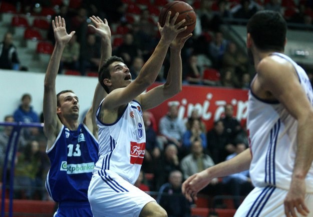 Krušlin junak: Cibona slavila u Ljubljani u ludoj završnici