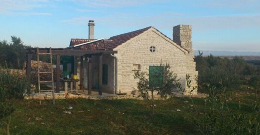 Dalmatinac siromašnima nudi besplatno ljetovanje u svojoj kući za odmor