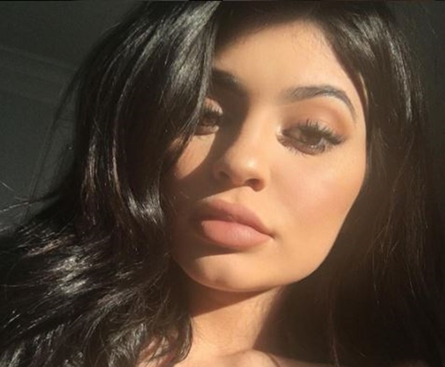 FOTO Dekolte od 3 milijuna lajkova: Potpuno nova Kylie Jenner oduševila fanove