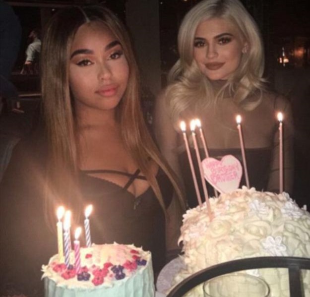 Pogledajte basnoslovno skupu narukvicu koju je Kylie poklonila frendici