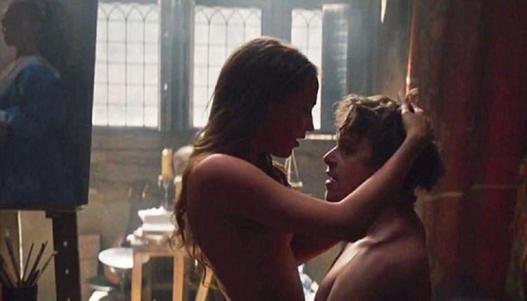 Seksi scena nove Lare Croft zbog golotinje bila je zabranjena na televiziji