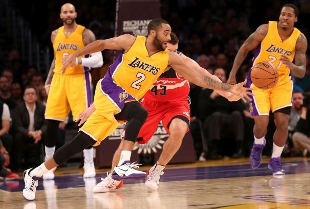 Lakersi nakon produžetaka iznenadili Bullse, pet poena Rudeža u rušenju Knicksa