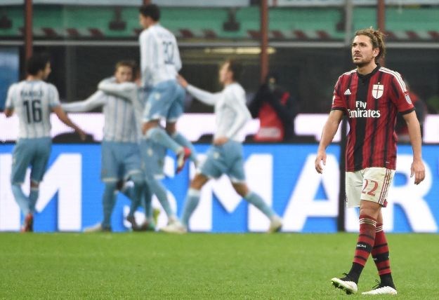 Novi podbačaj tužnog Milana: Lazio polufinalist Kupa