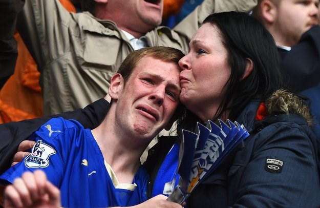 Neki nisu mogli zadržati suze: Pogledajte nevjerojatnu atmosferu nakon nove pobjede Leicestera