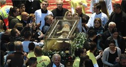 Sveti Leopold Mandić se vraća, Hrvati će opet moći dirati mrtvaca