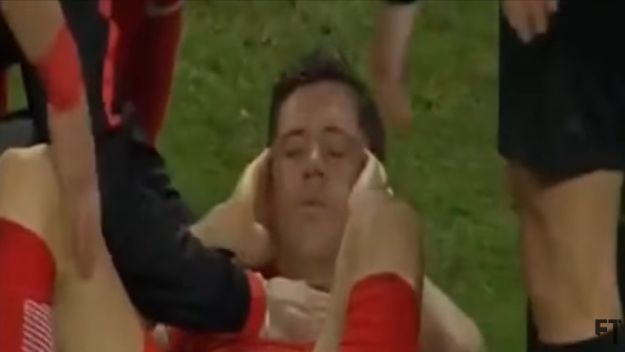 VIDEO Pokosili ga topovskim udarom,  a onda ih je Lewandowski uništio