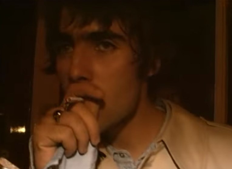 Liamu Gallagheru odbili prodati cigarete iz najglupljeg mogućeg razloga