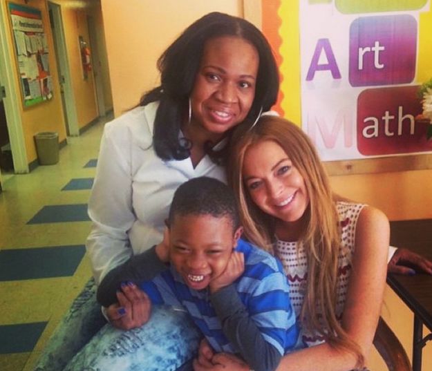 Pitanje dana: "Vrlo duhovna osoba" Lindsay Lohan prešla na islam?