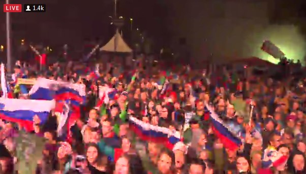 SLOVENIJA NE SPAVA Prvaci Europe slavili s 20 000 navijača: "Postali smo kao braća"
