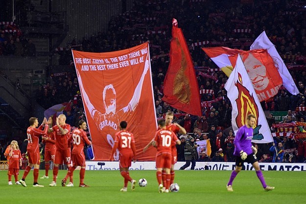 Sterling spasio Liverpool na Anfieldu, Courtois Mourinhov heroj