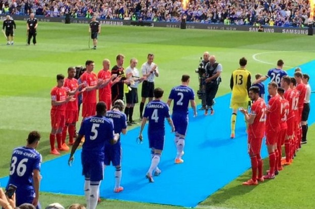 Gerrardu je bilo muka pljeskati neprijateljskom Chelseaju, ali Liverpool je "klasni i ponizni klub"