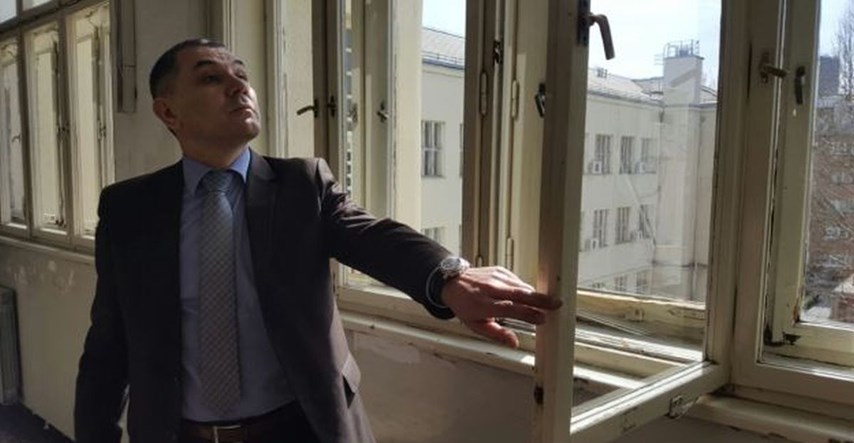ZAGREBAČKI UČENICI U OPASNOSTI Dočekali ih stari prozori koji padaju sa zgrade