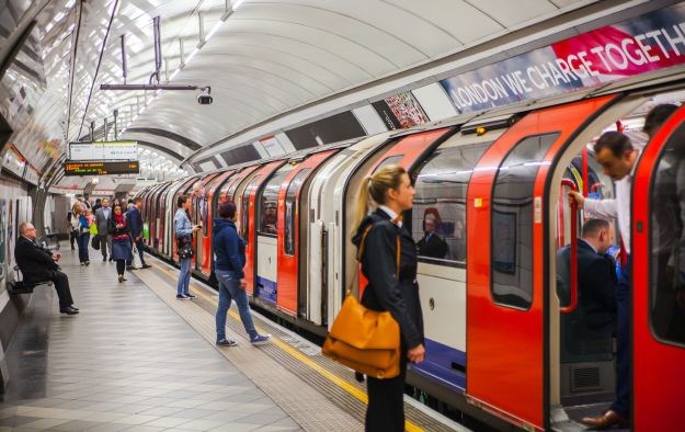 Nakon 150 godina opet noćne linije podzemne željeznice u Londonu