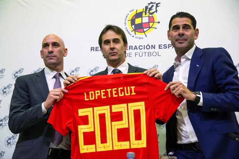 Španjolci blindirali neporaženog izbornika, Lopetegui produljio ugovor do 2020. godine