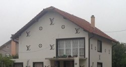 Louis Vuitton na fasadi u Bosni postao internetski hit