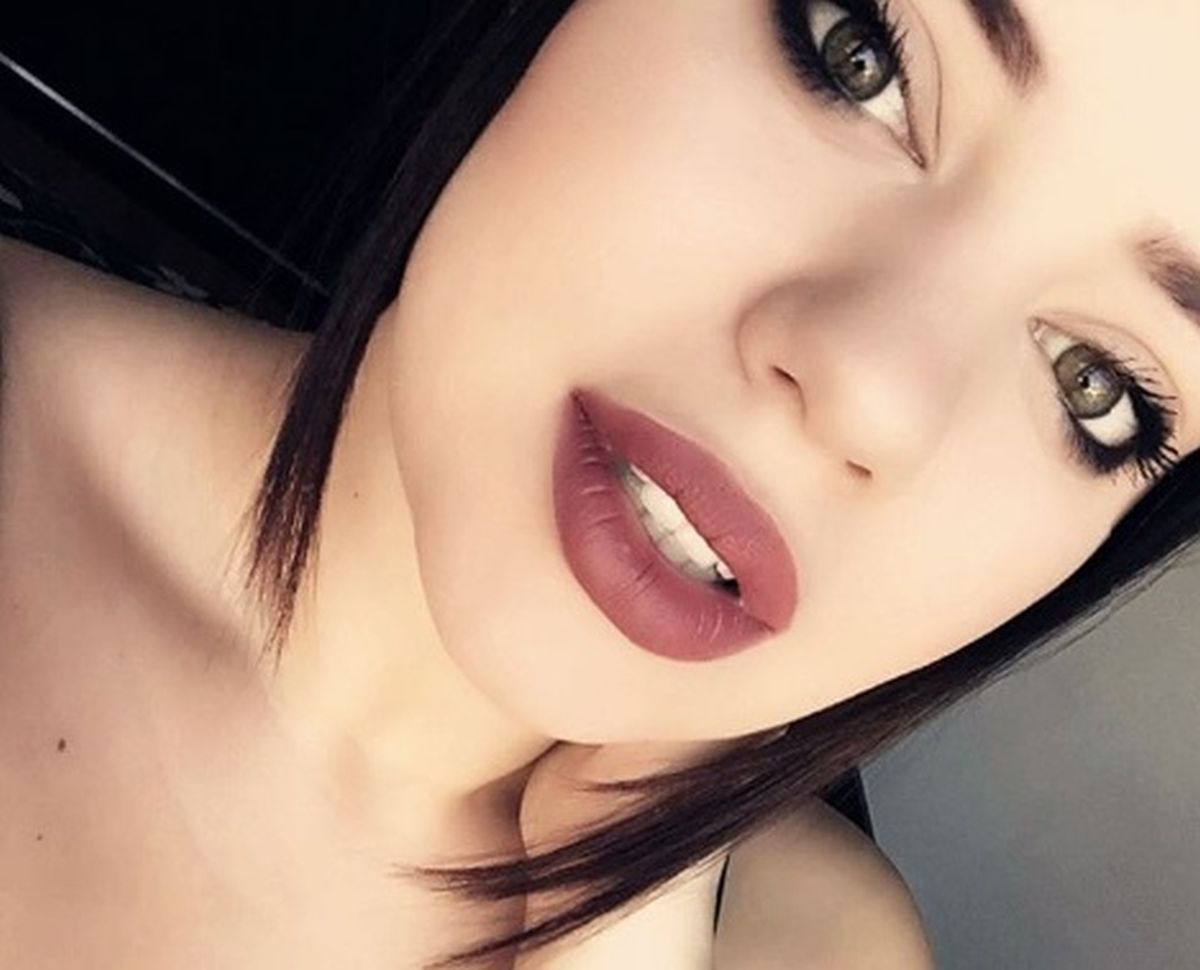 Prva hrvatska plus size manekenka divi se svojim oblinama: "Zaboravim koliko toga vrvi iz mene"